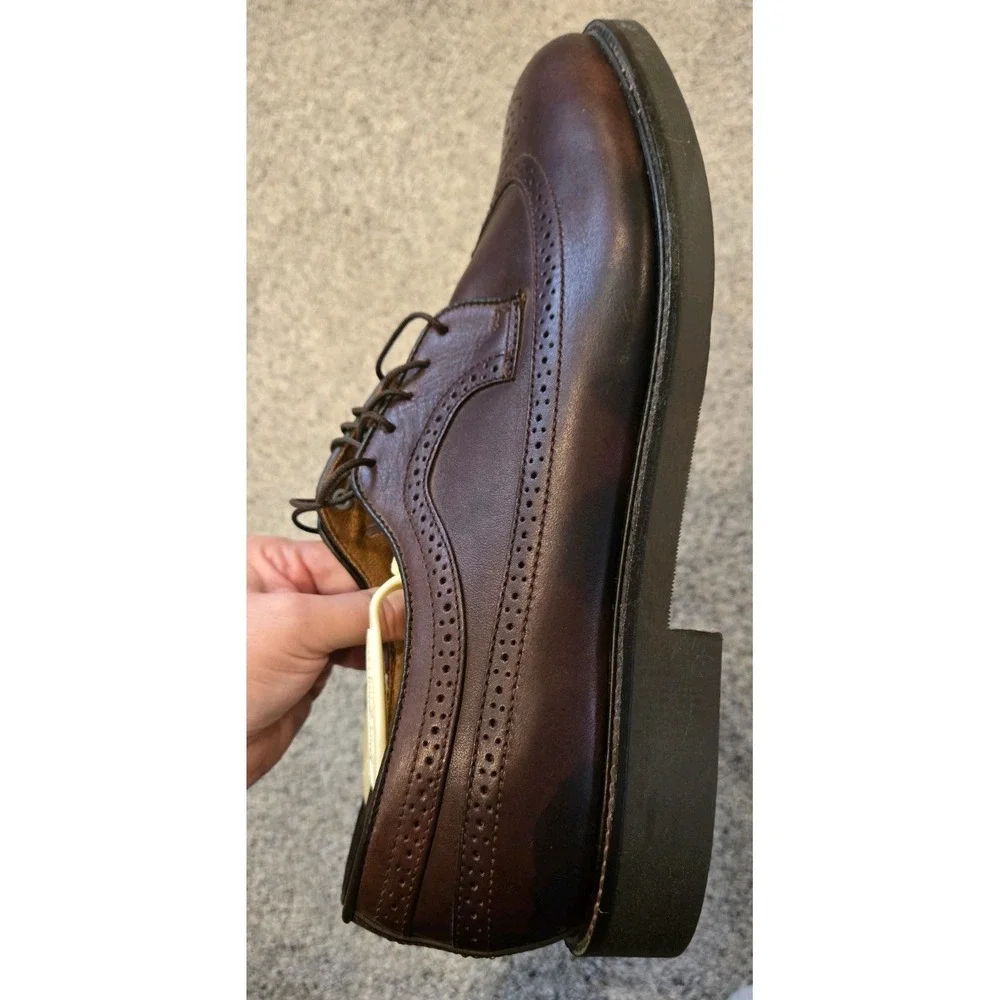 G.H. Bass & Co. Men's 11.5M Brown Leather Wingtip Brogue Oxford Shoes USA Made